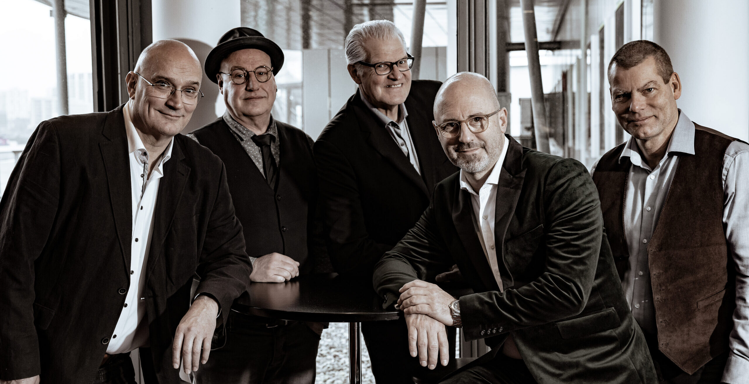 Flashborn am Stehtisch